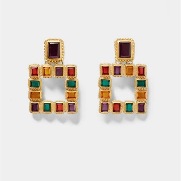 Jewelry - Square color design drop earrings